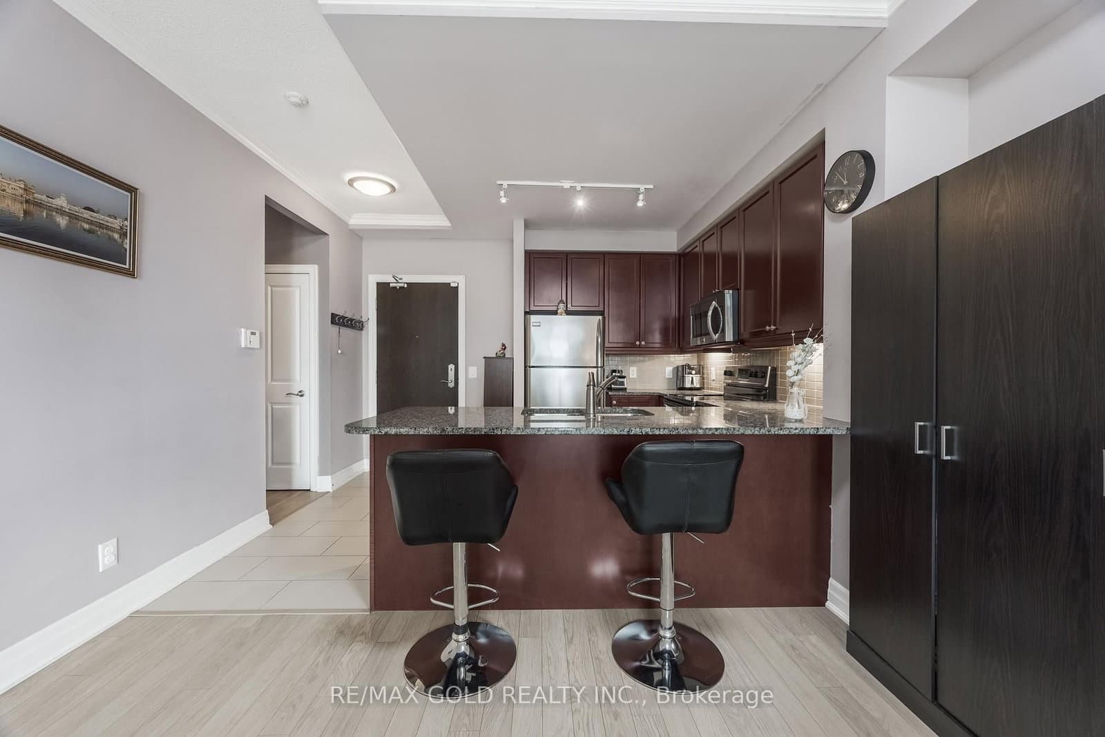100 John Street, Unit 2407 thumbnail 30