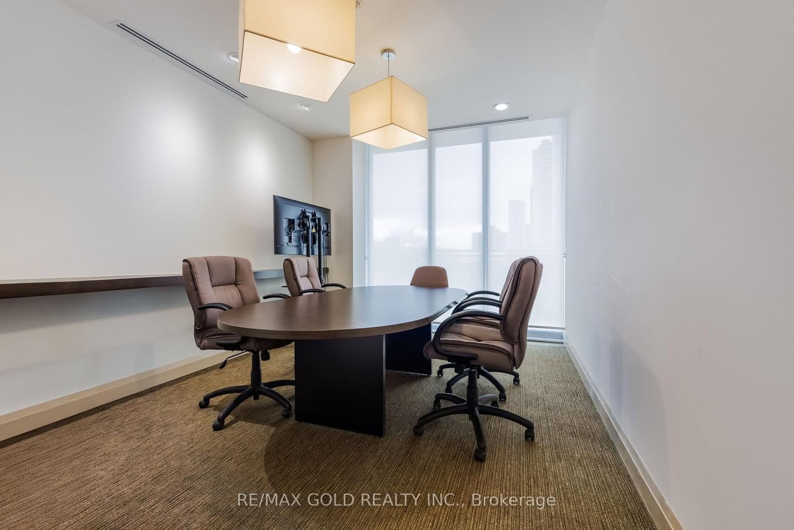 100 John Street, Unit 2407 thumbnail 37