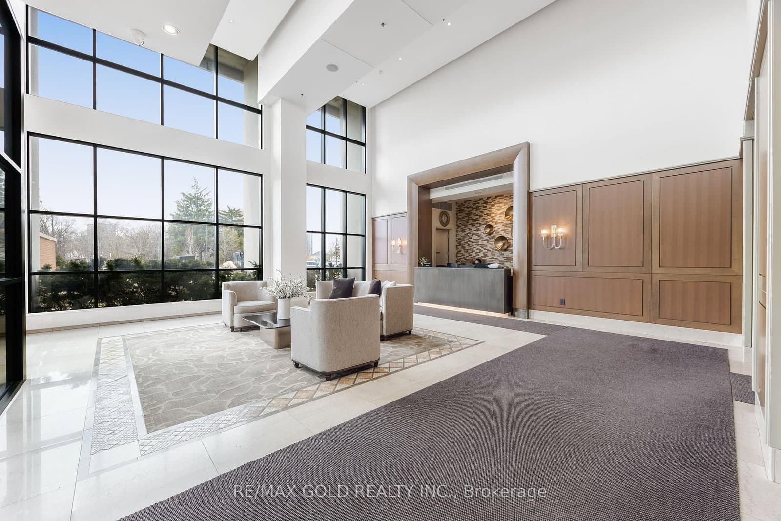 100 John Street, Unit 2407 thumbnail 4