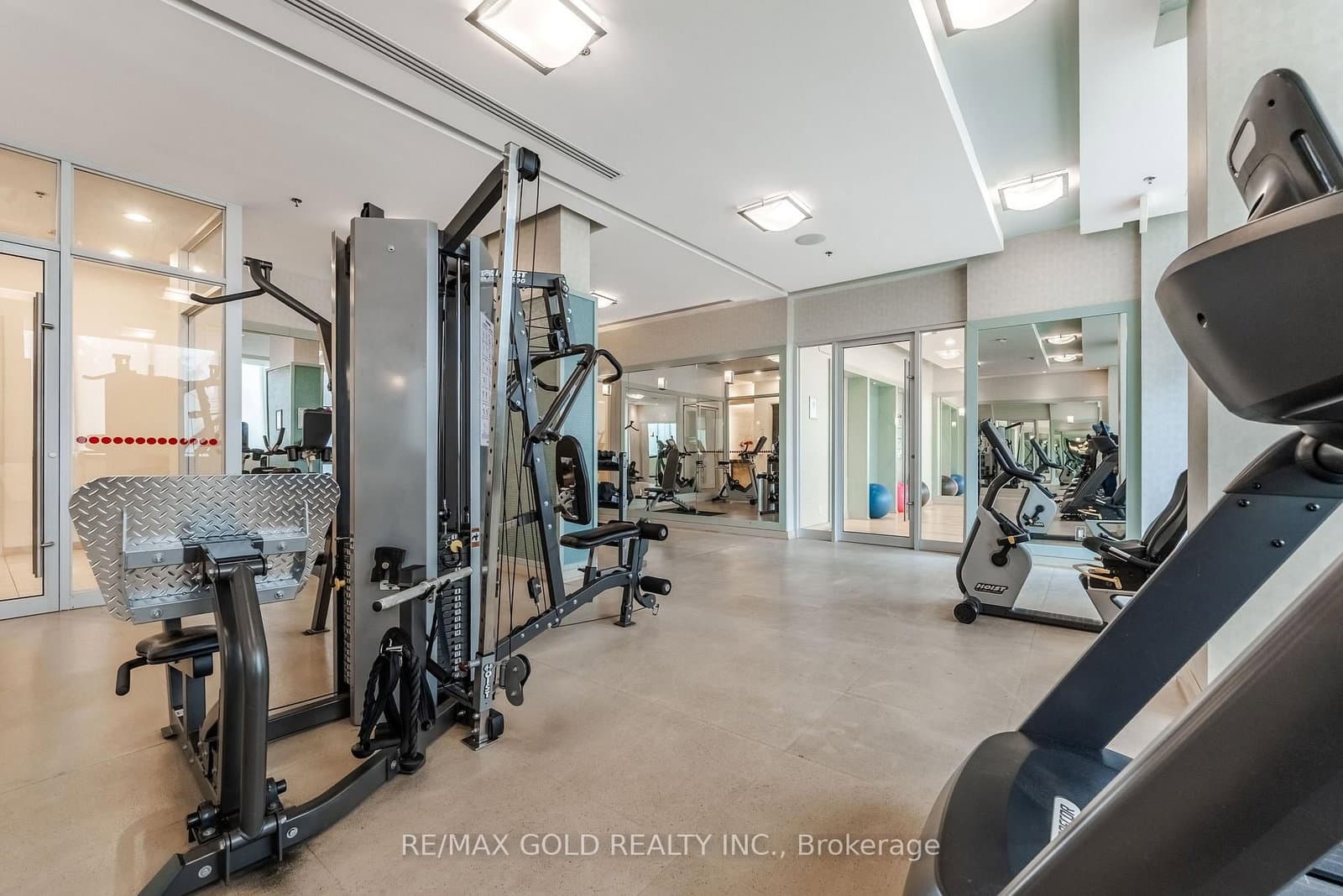 100 John Street, Unit 2407 thumbnail 43