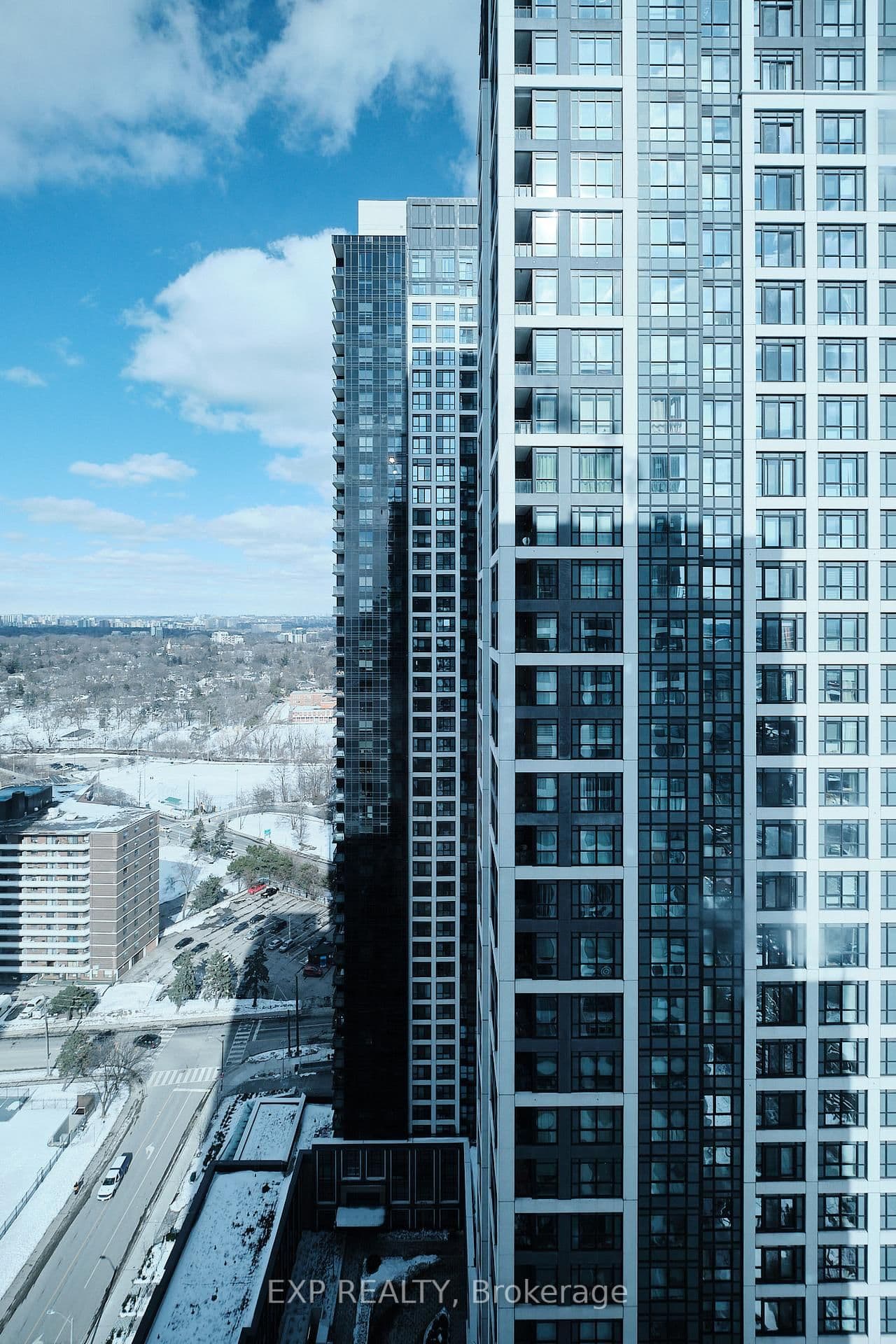 #2919 - 9 MABELLE Avenue