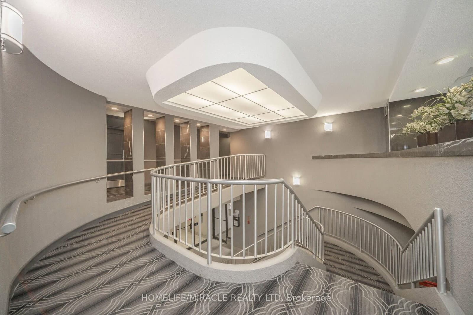 8 Lisa Street, Unit 1802 thumbnail 10