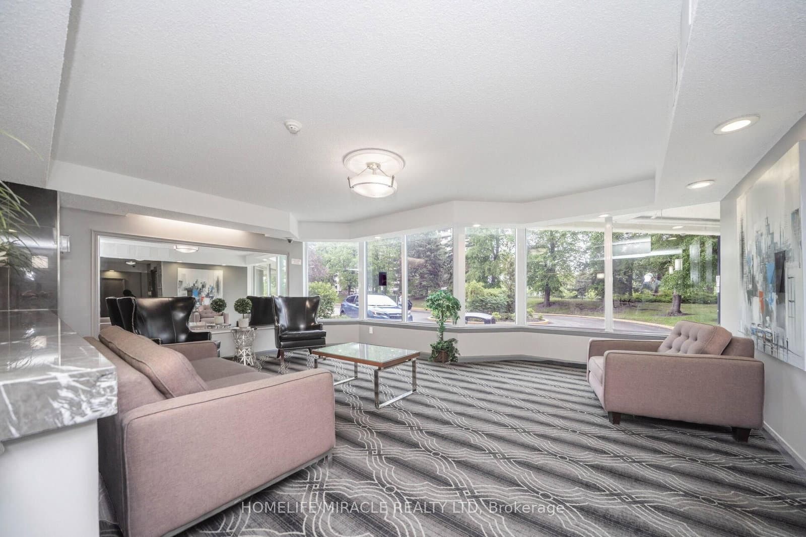 8 Lisa Street, Unit 1802 thumbnail 12