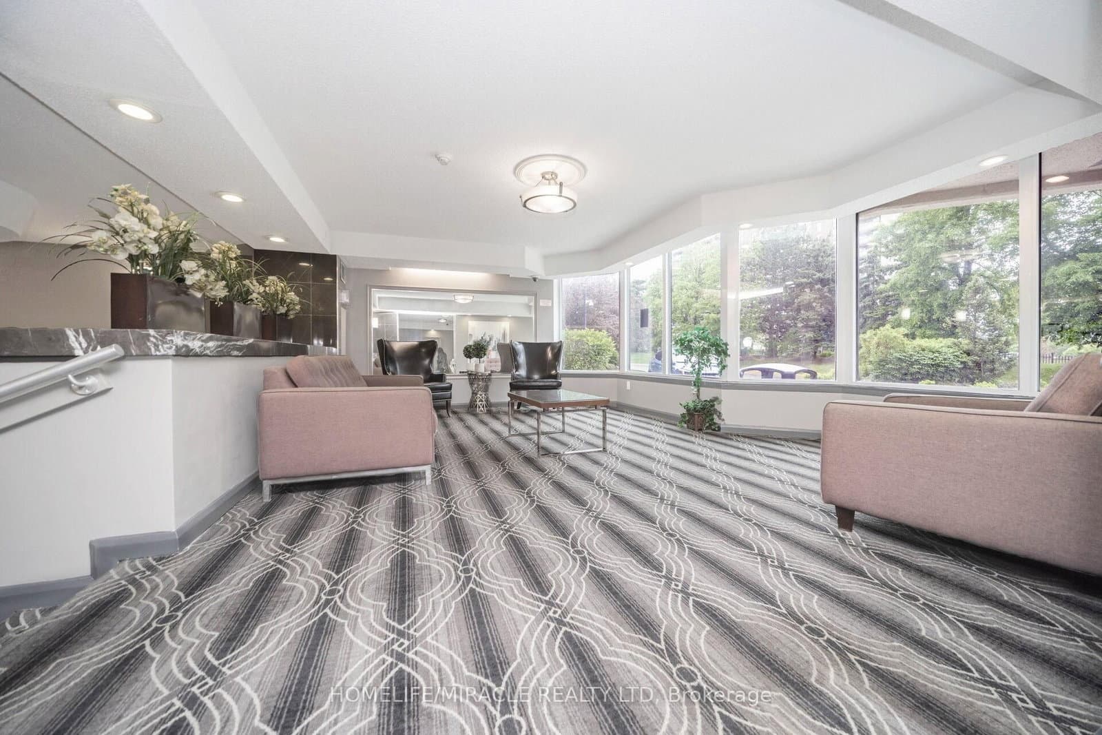 8 Lisa Street, Unit 1802 thumbnail 13