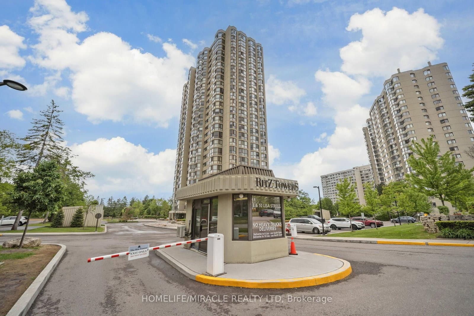 8 Lisa Street, Unit 1802 thumbnail 5