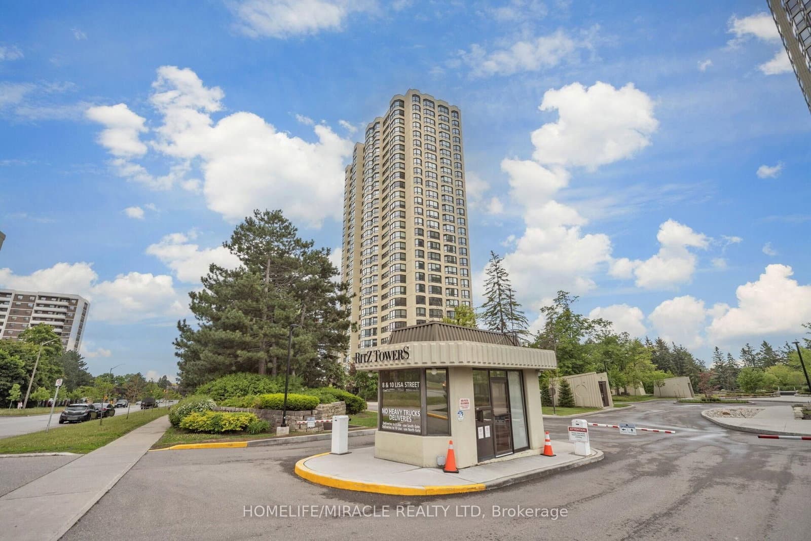 8 Lisa Street, Unit 1802 thumbnail 6