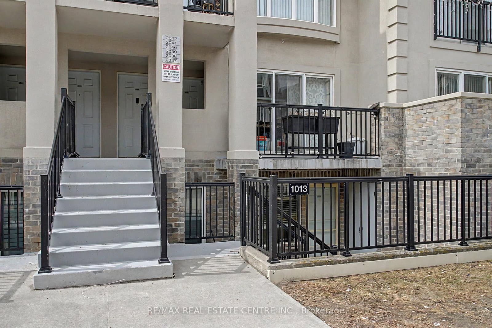 85 George Appleton Way, Unit 1013 thumbnail 2