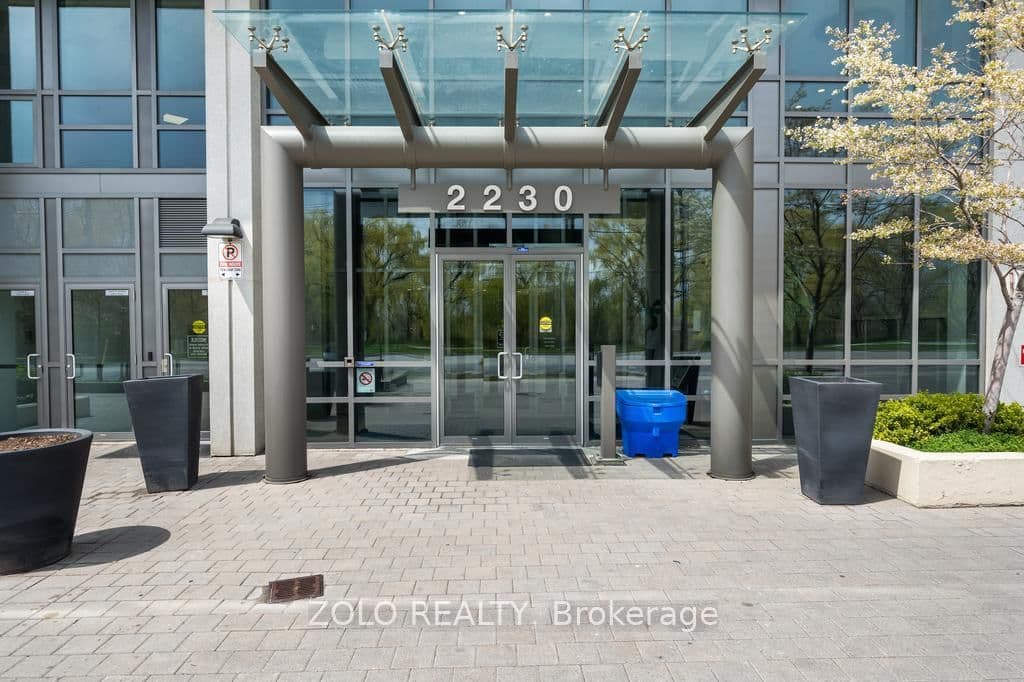 #3802 - 2230 Lake Shore Boulevard W