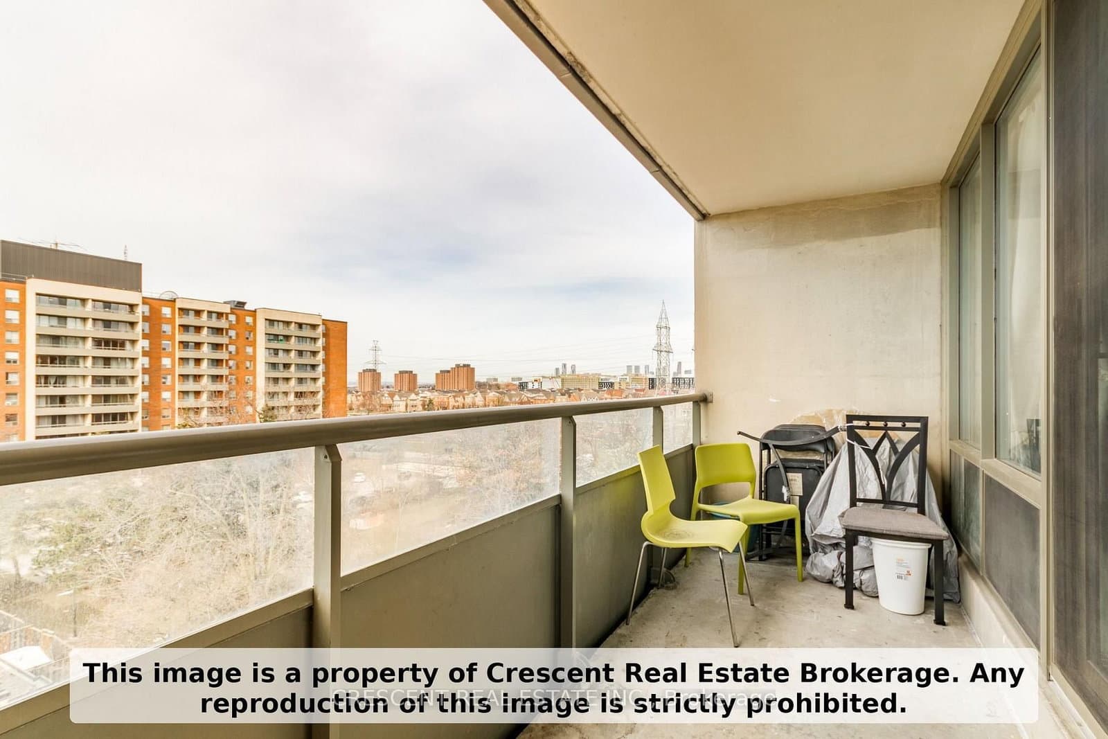 9 Four Winds Drive SW, Unit 710 thumbnail 24