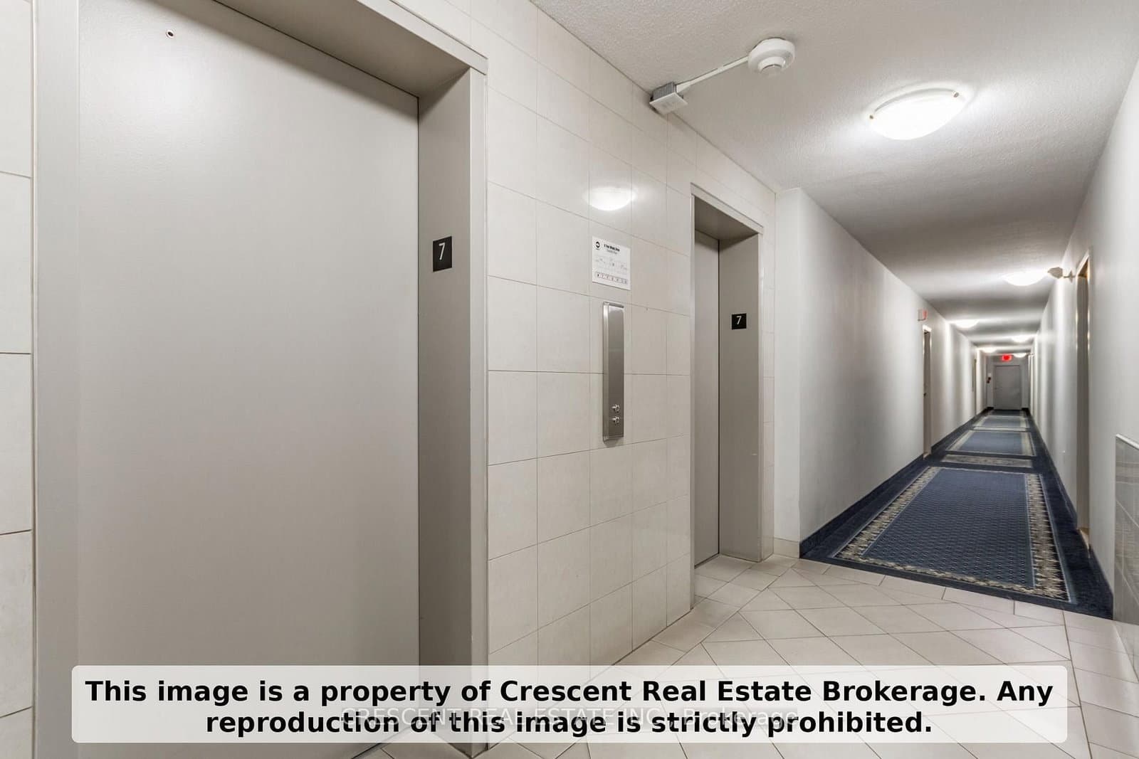 9 Four Winds Drive SW, Unit 710 thumbnail 6
