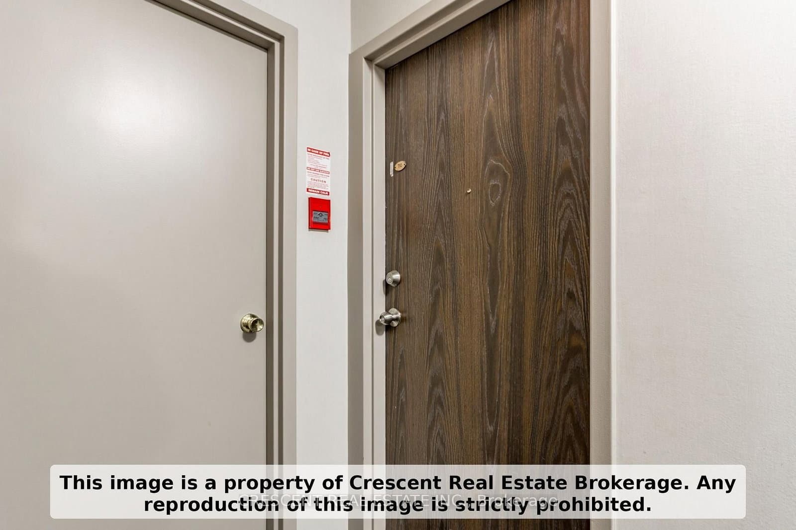 9 Four Winds Drive SW, Unit 710 thumbnail 7