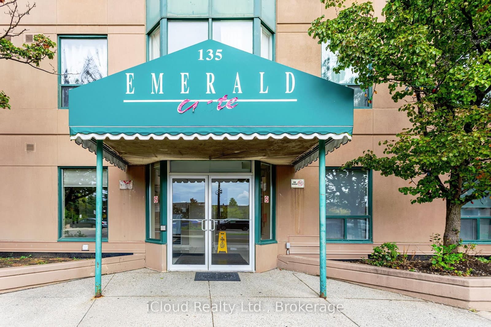 #903 - 135 Hillcrest Avenue