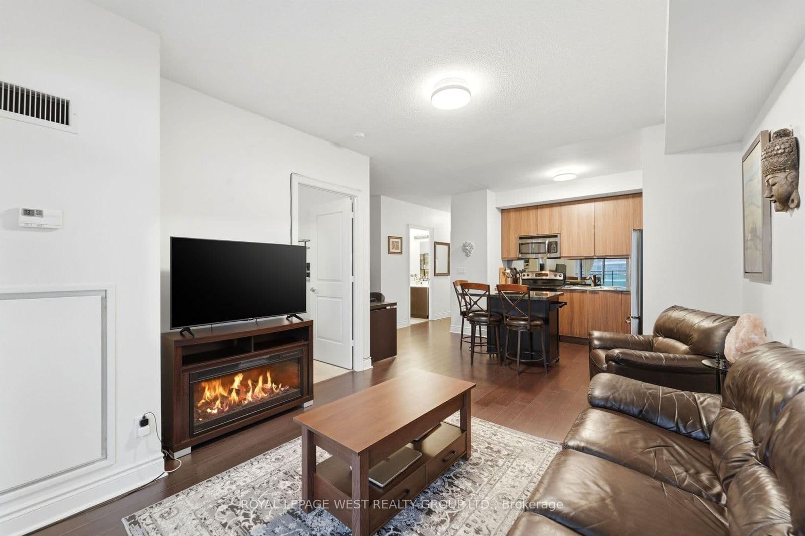 #1406 - 16 Brookers Lane