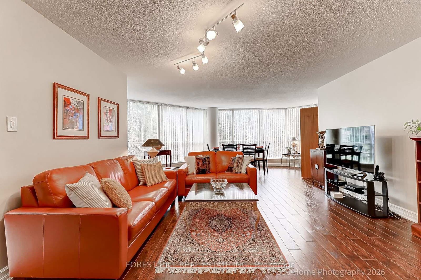 #204 - 45 Kingsbridge Garden Circle