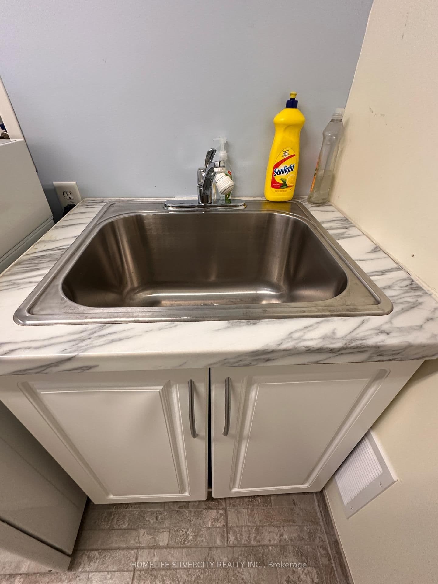 50 Nelson Street W, Unit 4 thumbnail 29