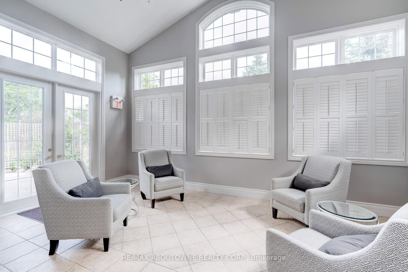 1460 Bishops Gate, Unit 212 thumbnail 13