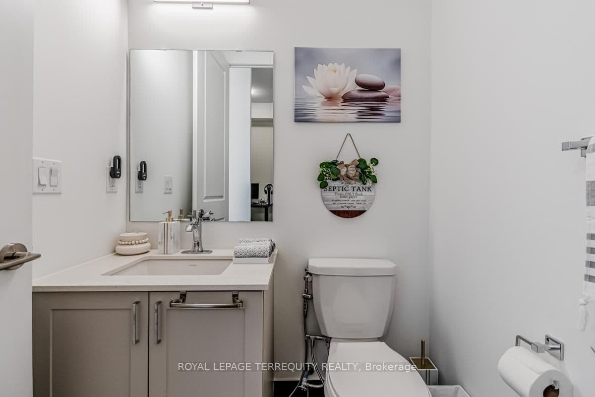 1063 Douglas McCurdy Common, Unit 702 thumbnail 13