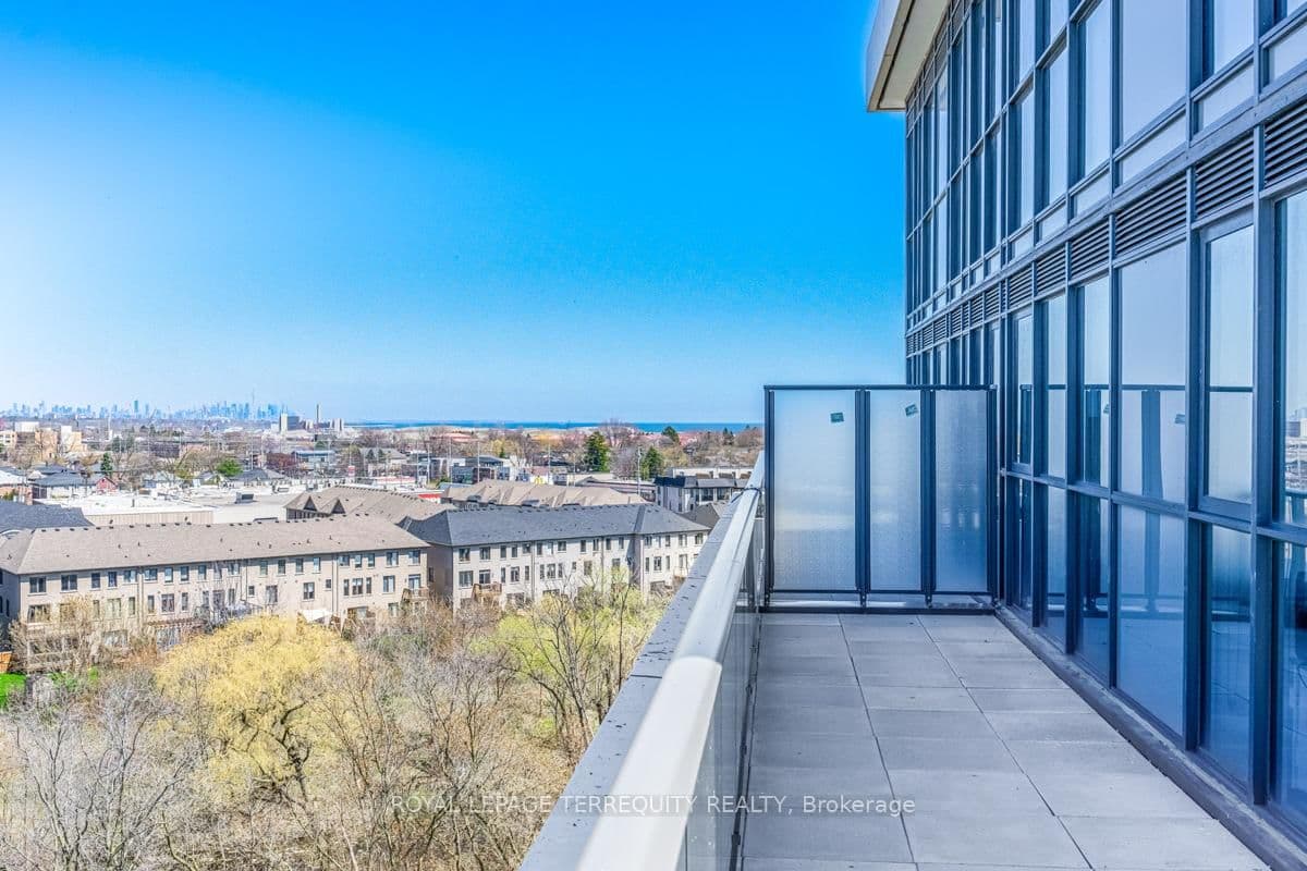 1063 Douglas McCurdy Common, Unit 702 thumbnail 21