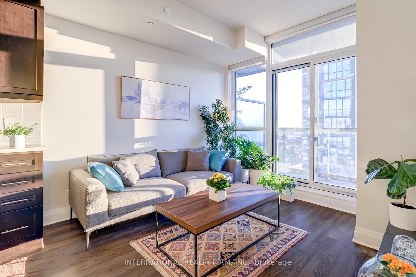 17 Zorra Street, Unit 1111