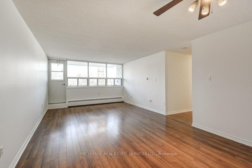212 Kerr Street, Unit 404 thumbnail 14