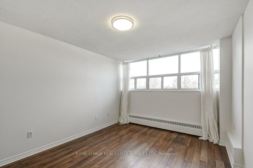 212 Kerr Street, Unit 404 thumbnail 21
