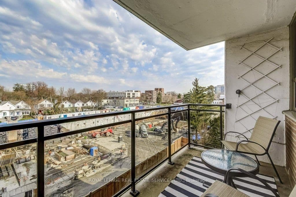 212 Kerr Street, Unit 404 thumbnail 28