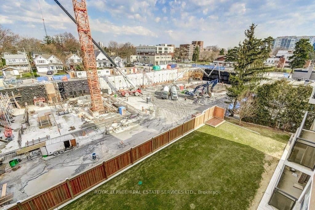 212 Kerr Street, Unit 404 thumbnail 30