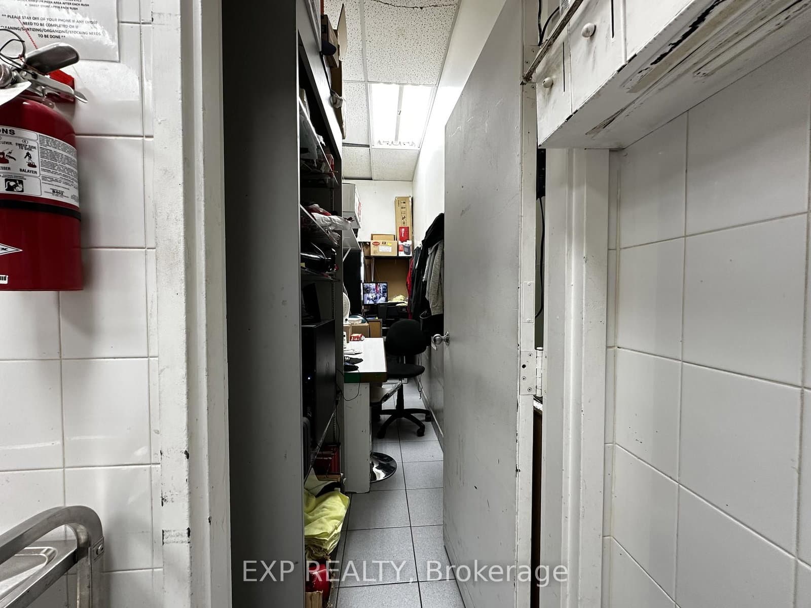 50 Fourth Avenue, Unit 24 thumbnail 14