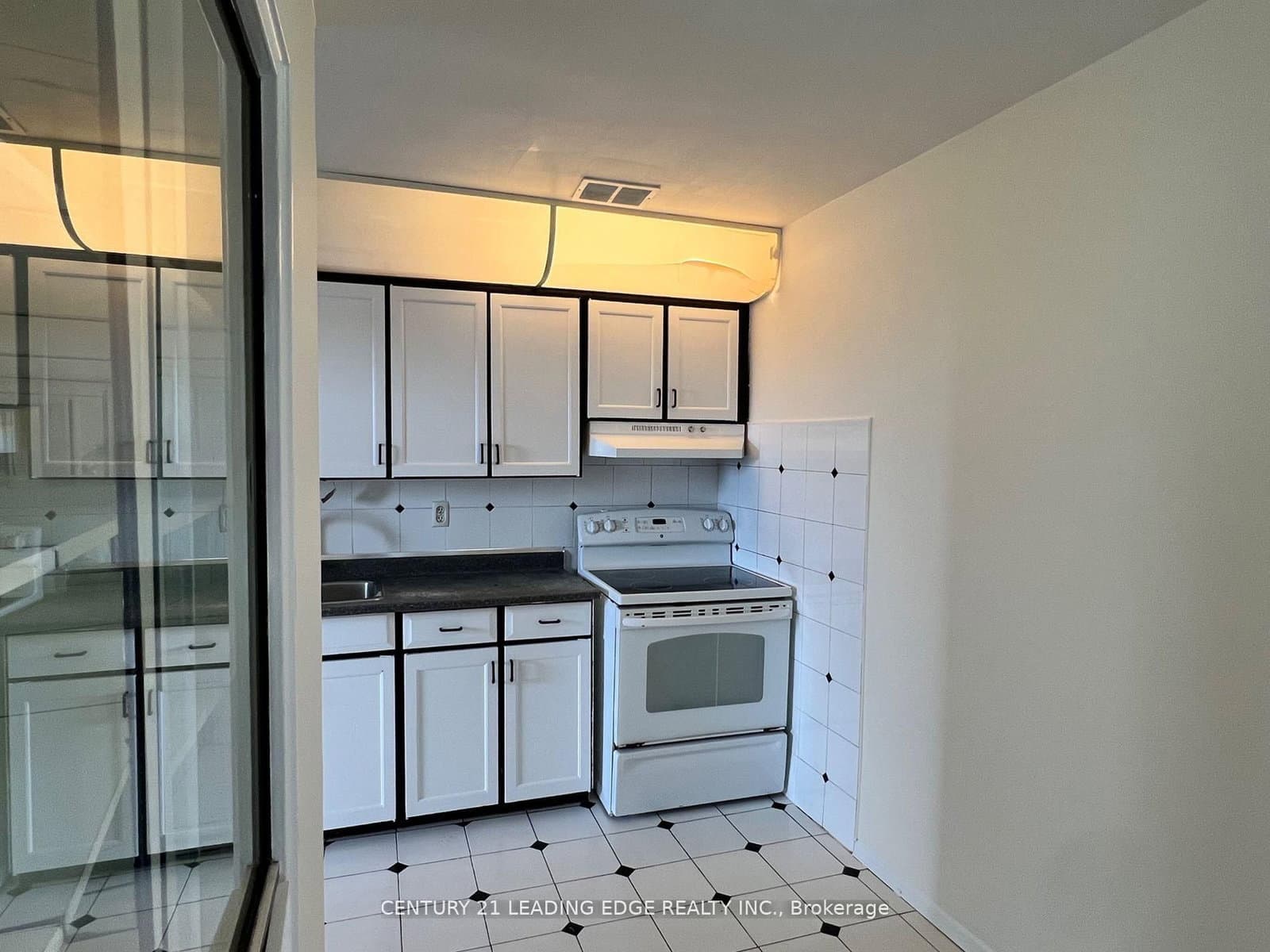 80 Grandravine Drive, Unit 916 thumbnail 3