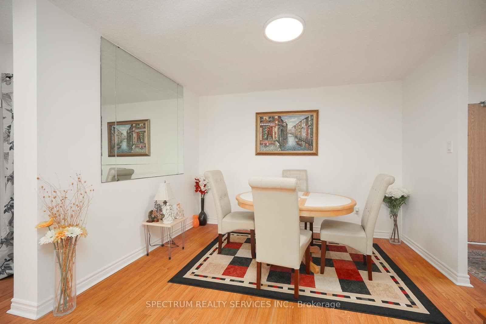 8 Lisa Street, Unit 2104 thumbnail 12
