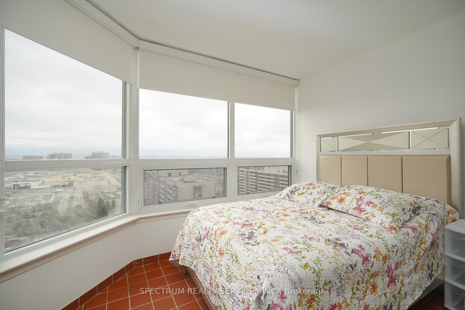 8 Lisa Street, Unit 2104 thumbnail 13