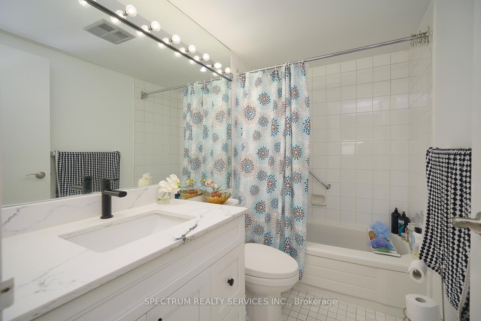 8 Lisa Street, Unit 2104 thumbnail 32