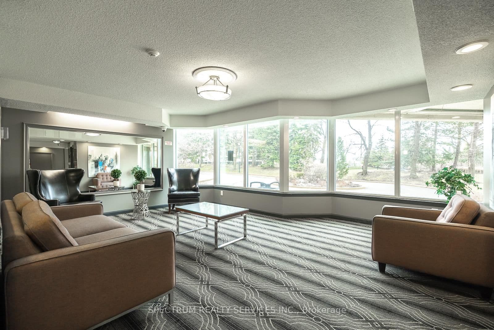 8 Lisa Street, Unit 2104 thumbnail 4