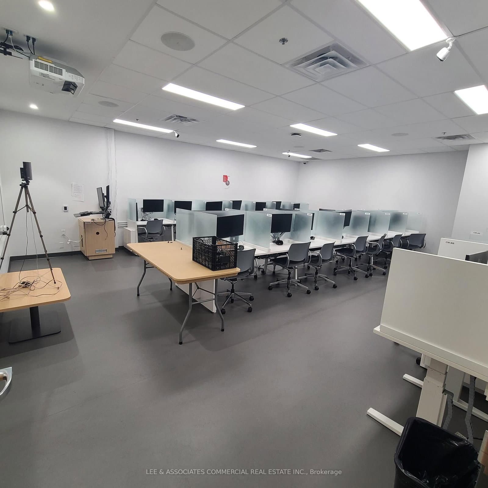 775 Main Street E, Unit 1A thumbnail 11