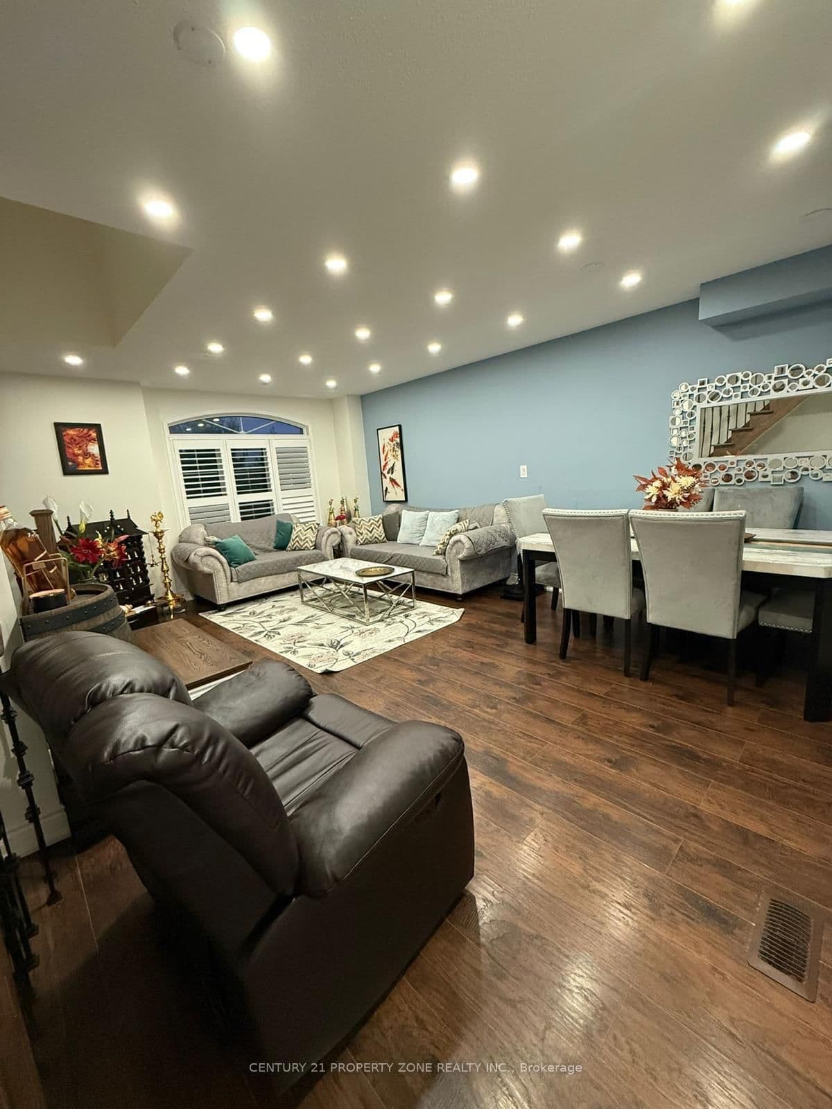 321 Aspendale Crescent thumbnail 24