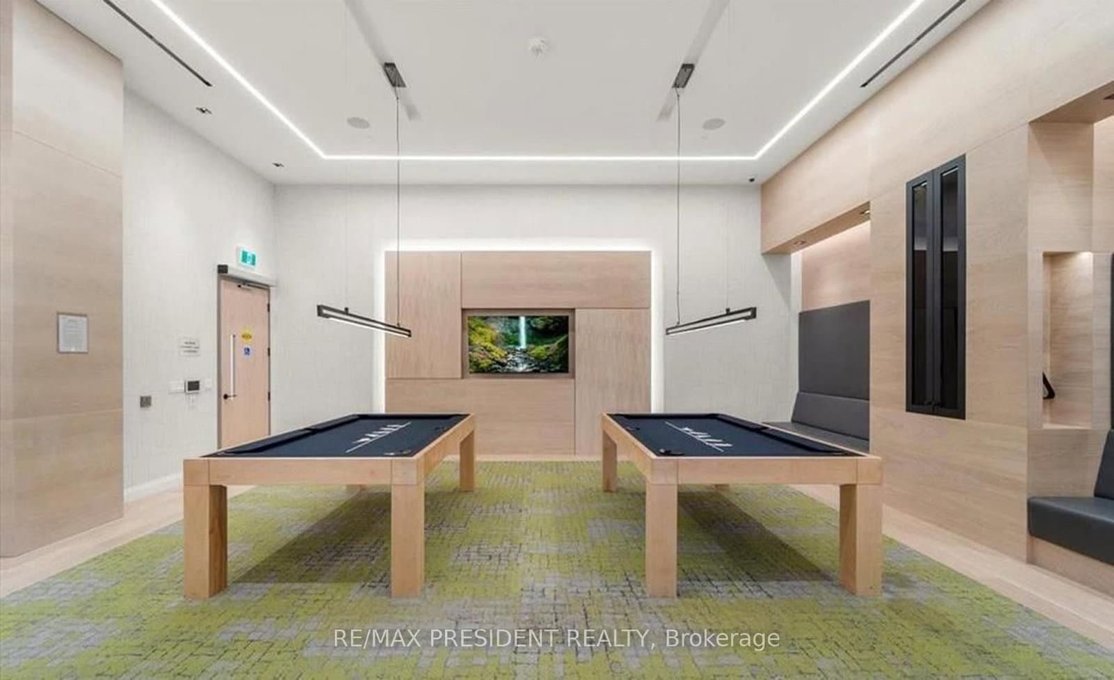 60 George Butchart Drive, Unit 112 thumbnail 28