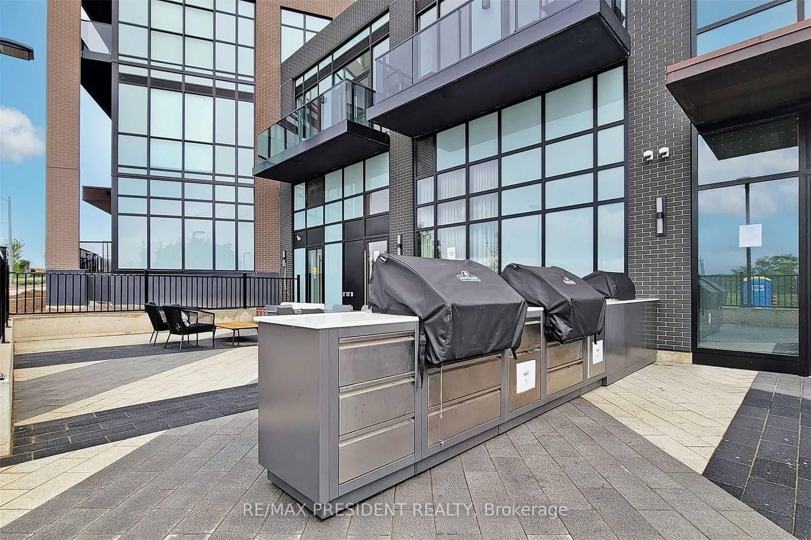 60 George Butchart Drive, Unit 112 thumbnail 37