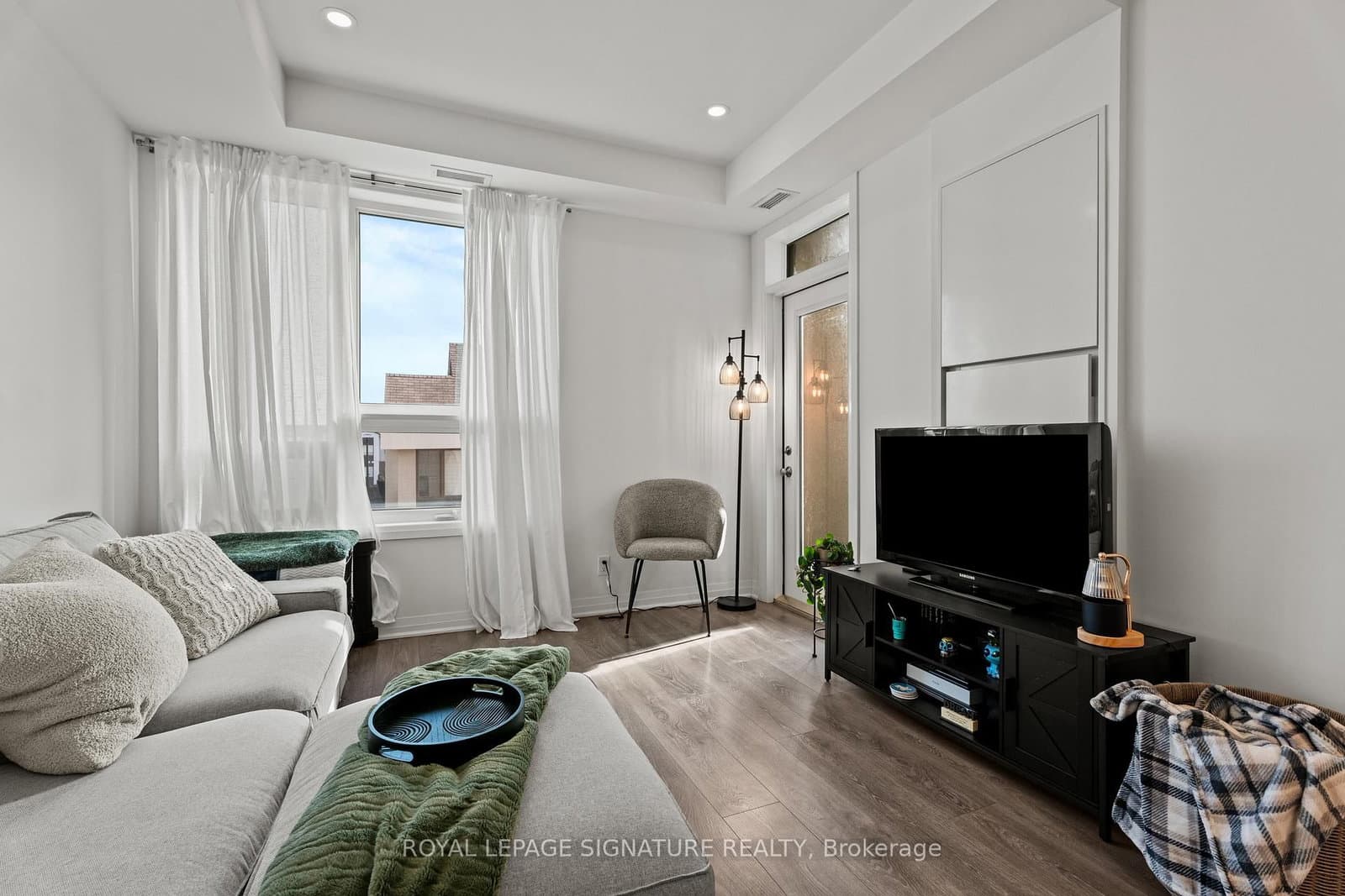 1105 Leger Way, Unit 308 thumbnail 9