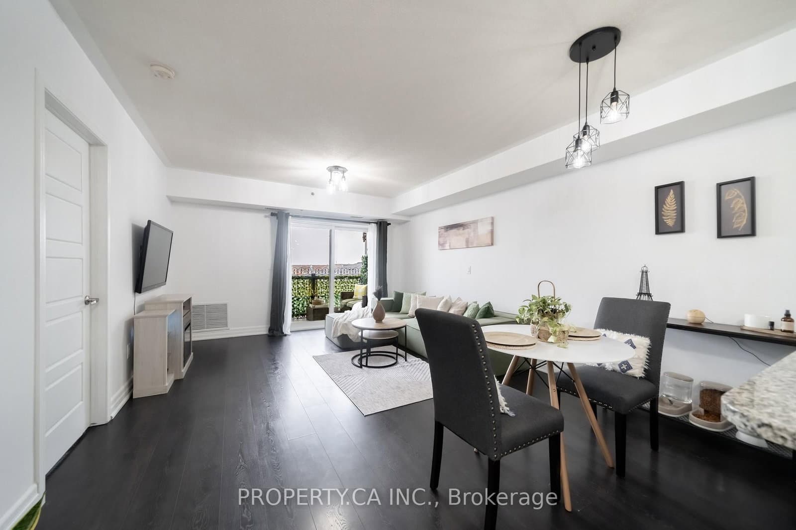 70 Baycliffe Crescent, Unit 412 thumbnail 7