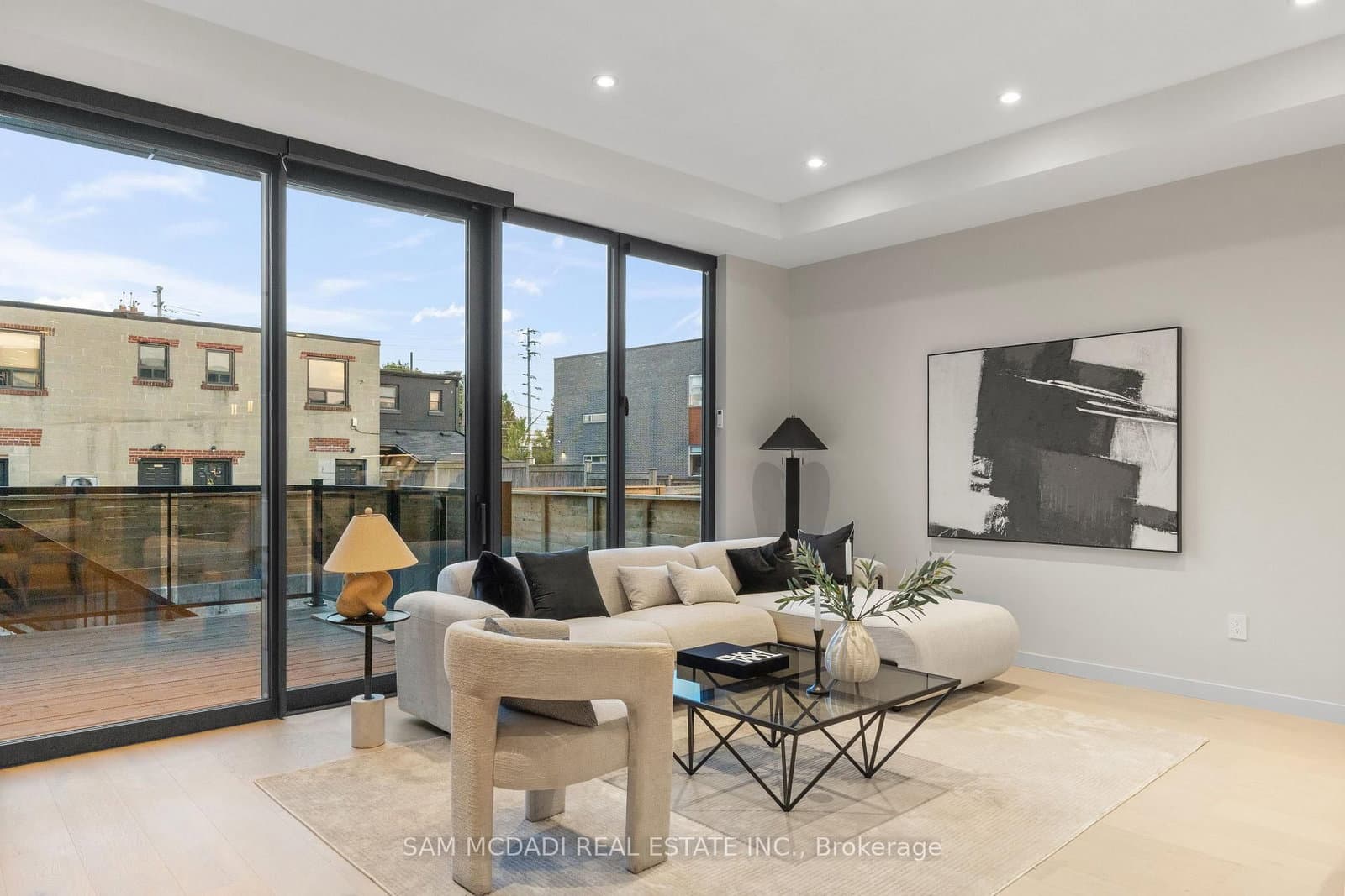 1090 Ella Avenue thumbnail 11