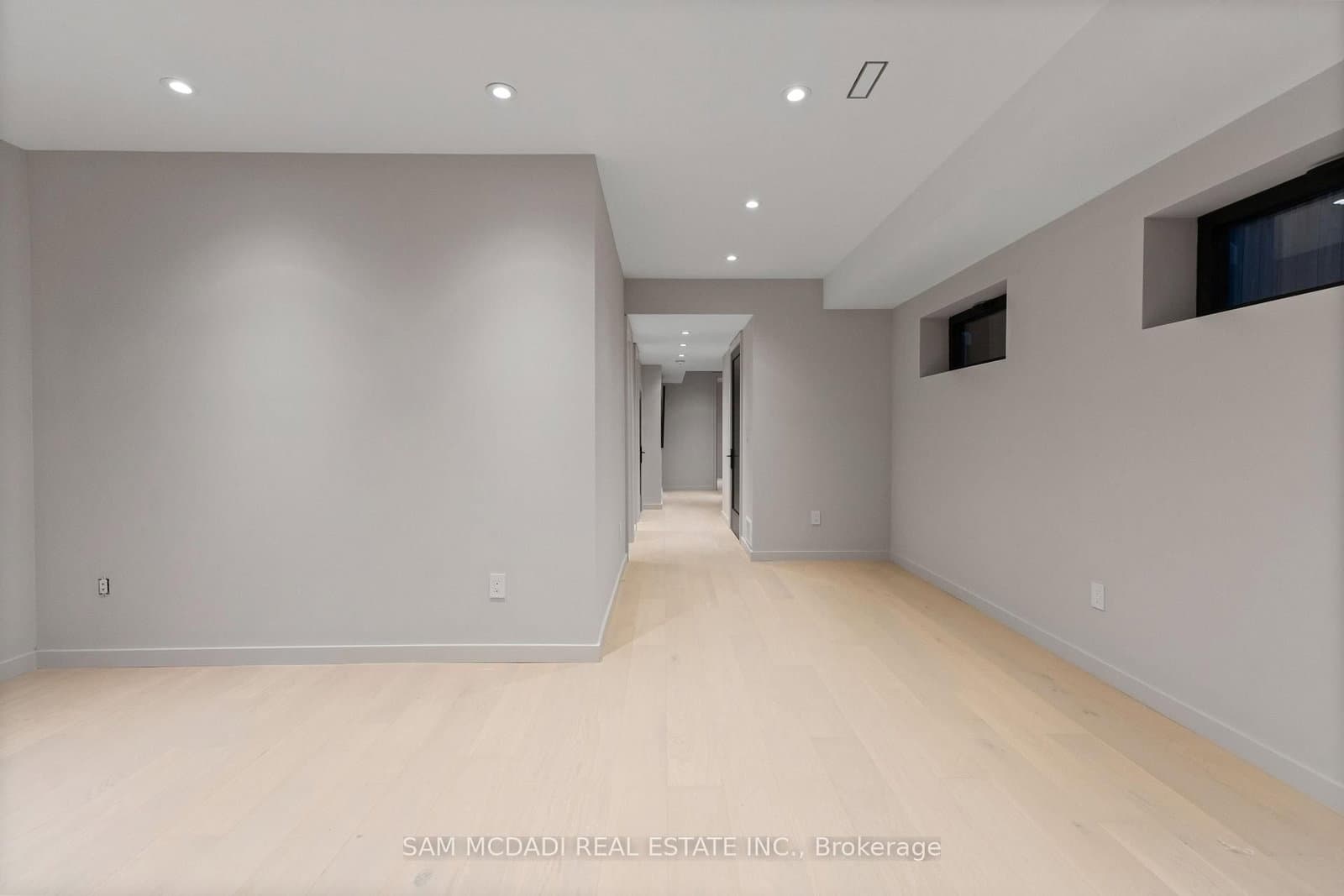 1090 Ella Avenue thumbnail 40