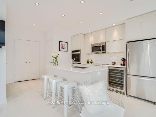 80 Marine Parade Drive, Unit WL08 thumbnail 4
