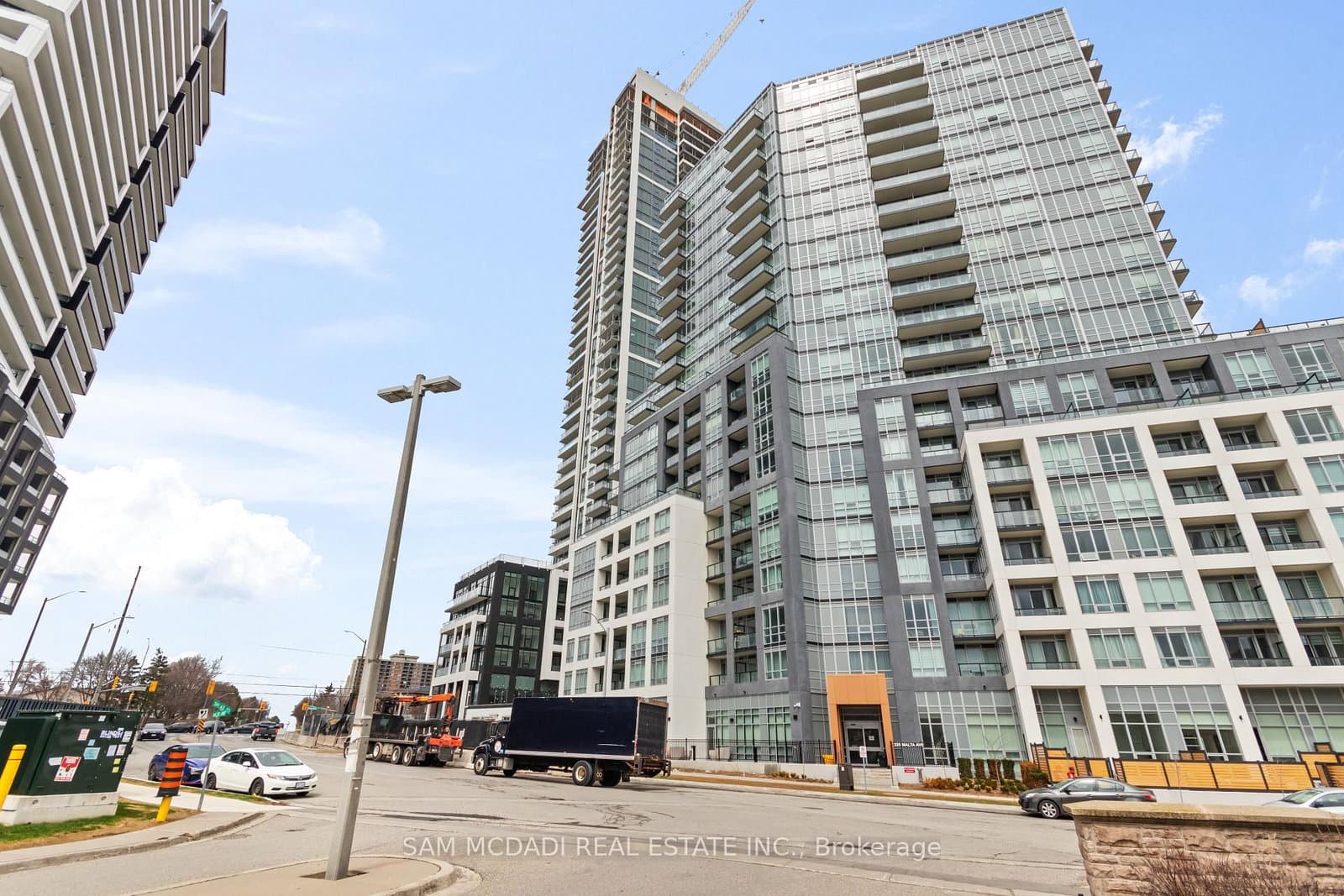 #706 - 225 Malta Avenue
