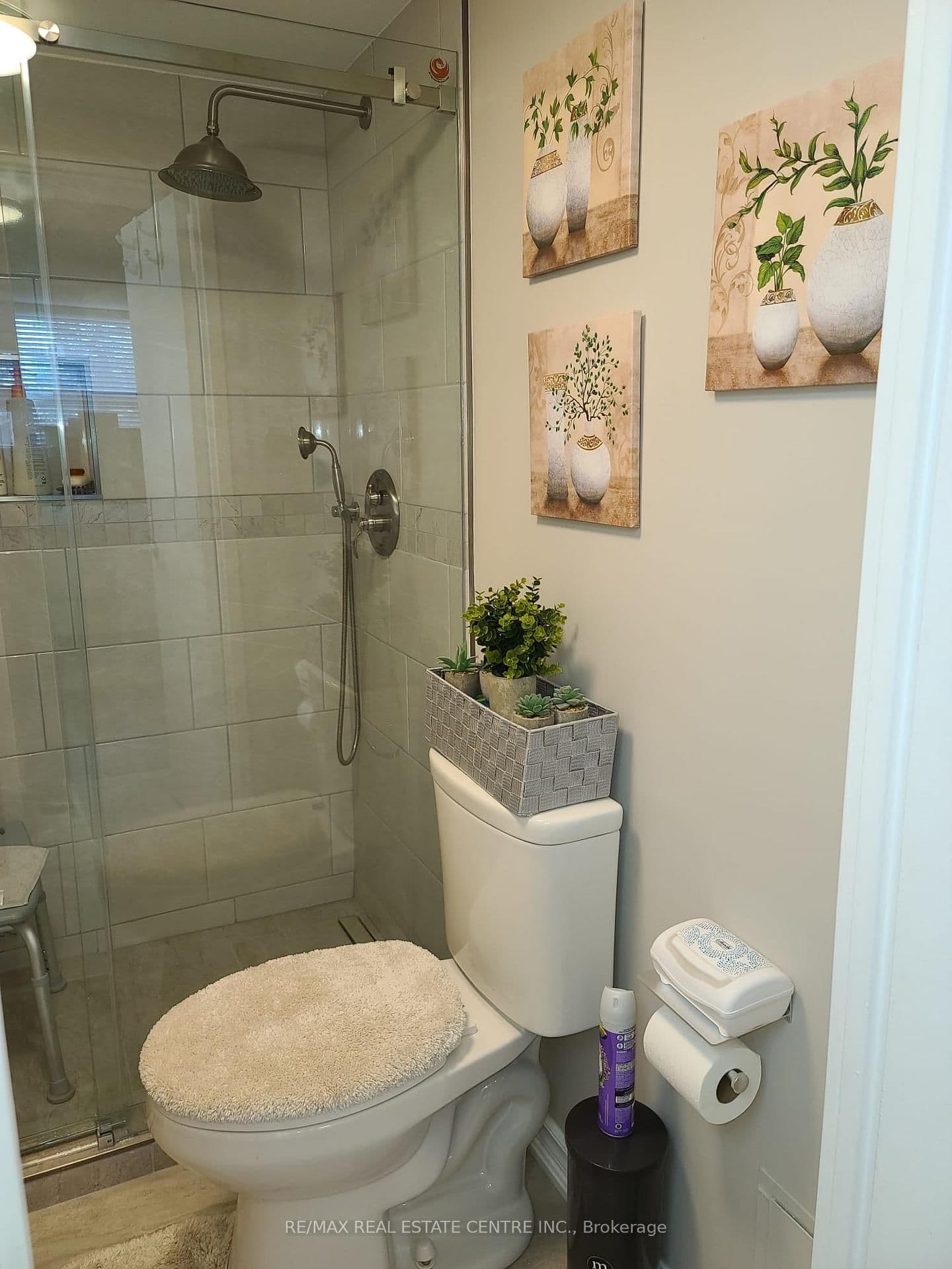 8 Lisa Street, Unit 407 thumbnail 14