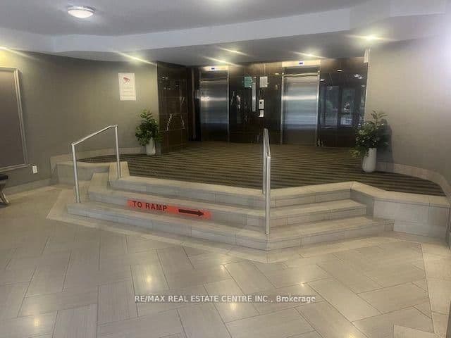 8 Lisa Street, Unit 407 thumbnail 18