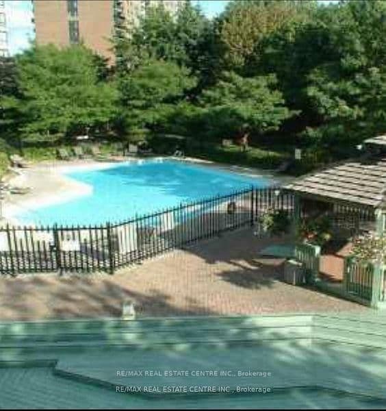 8 Lisa Street, Unit 407 thumbnail 23