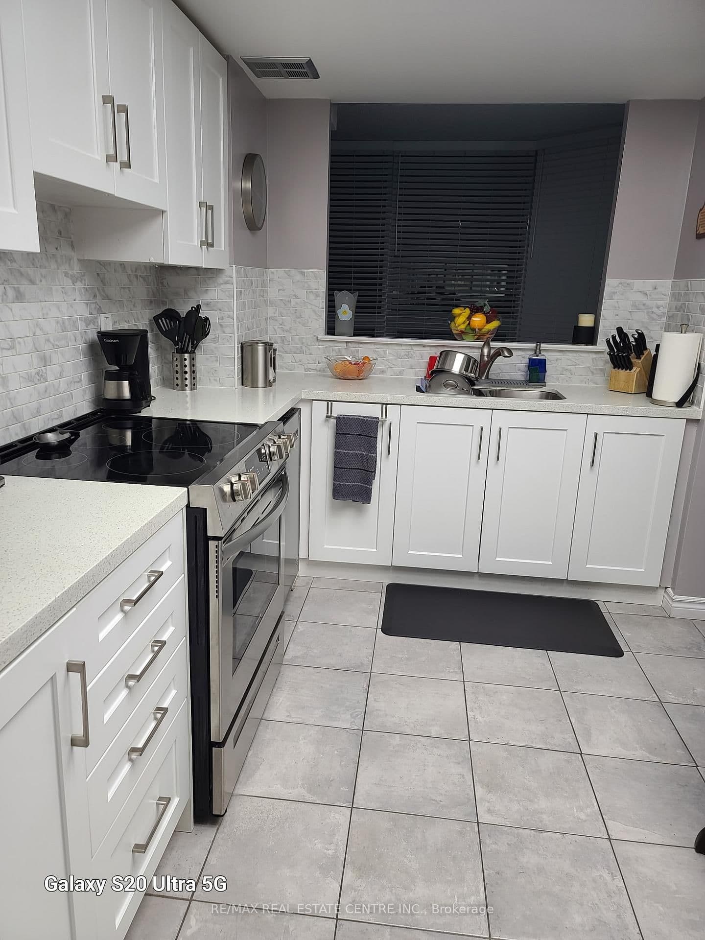 8 Lisa Street, Unit 407 thumbnail 7
