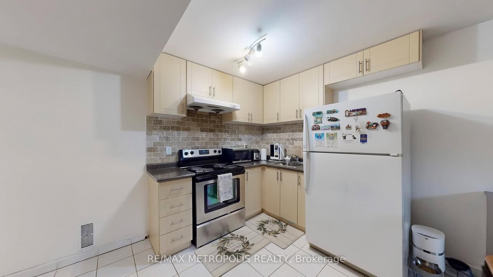 68 Paulvale Crescent thumbnail 33