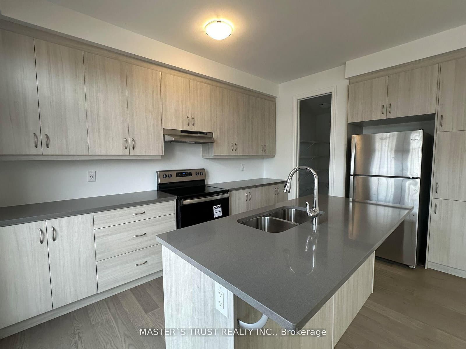 1415 William Halton Parkway thumbnail 4