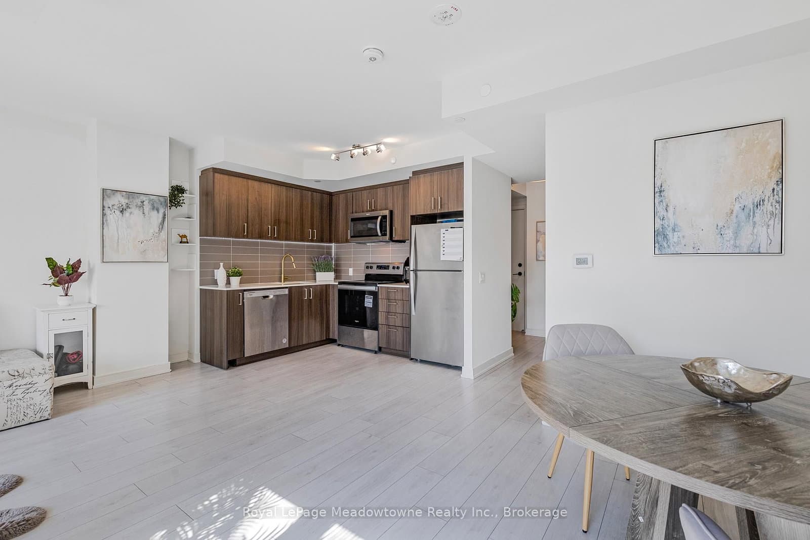 8010 Derry Road, Unit TH 107 thumbnail 10
